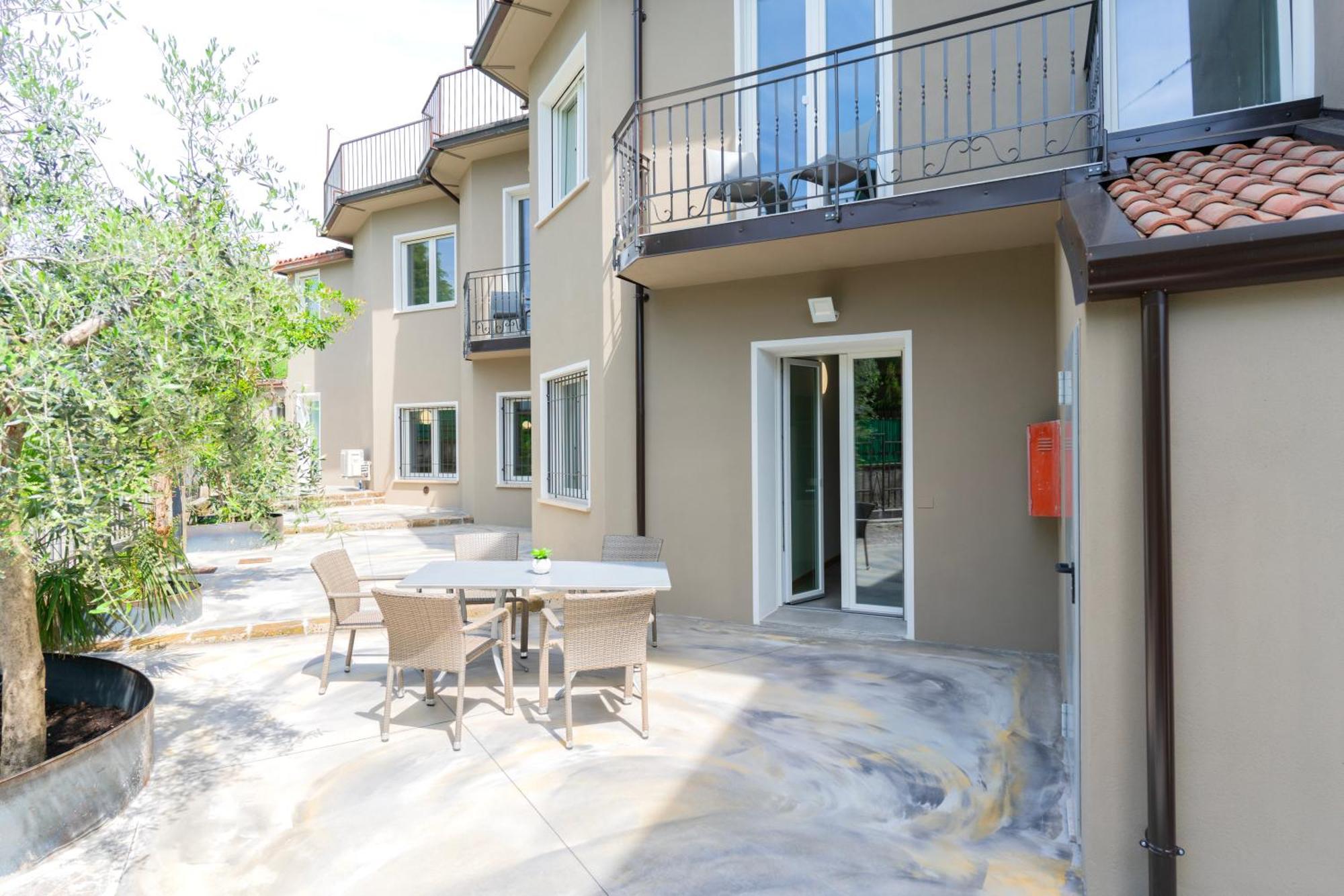 Residence Molino - Holiday Apartments Manerba del Garda Kültér fotó